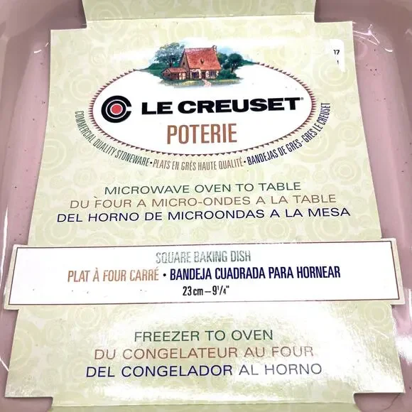 Le Creuset 9.25” square baking dish - Picture 3 of 5